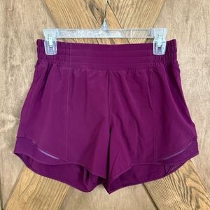 Lululemon Hotty Hot shorts